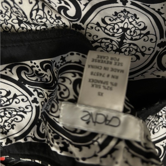 Cache top - Picture 3 of 3